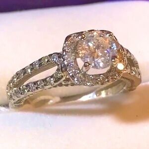 Dimond ring, solid gold beautiful anniversary wedding proposal gift